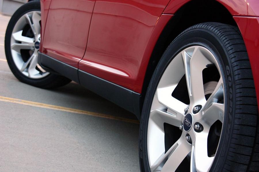  Ford Taurus SHO 2010 года  (фото 63 из 248)